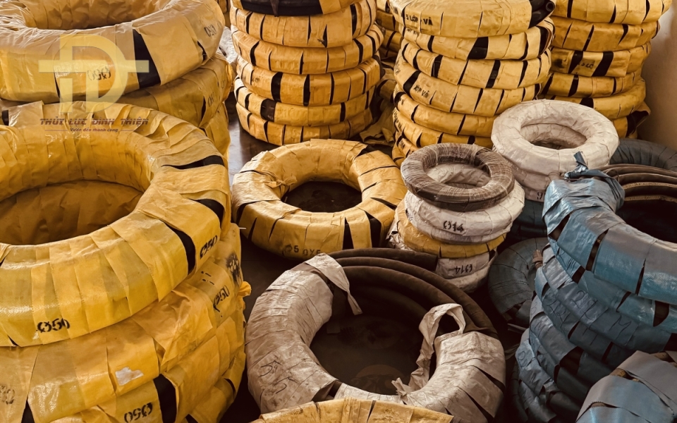 Ống cao su bố vải
